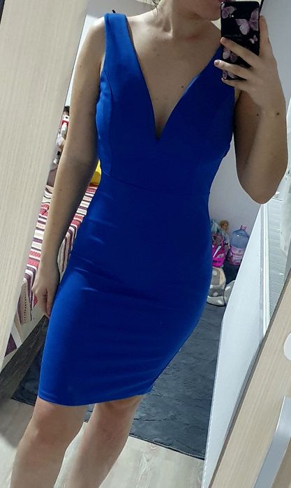 VÂND rochii de ocazie