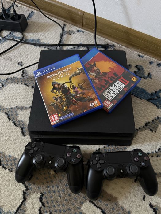 Play Station 4 slim 1 Tb