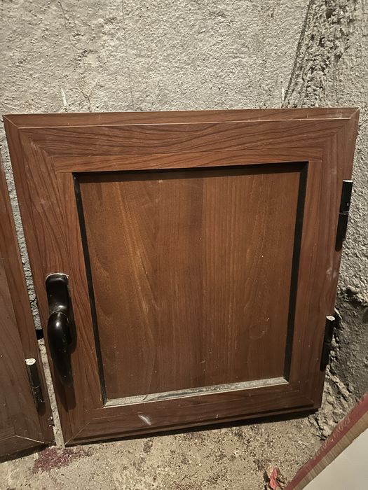 PVC     вратички