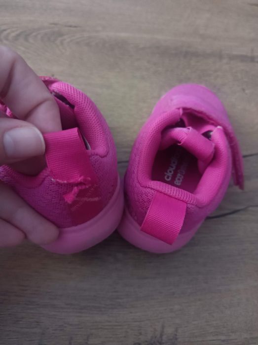 Кецове Nike и маратонки Adidas за момиче
