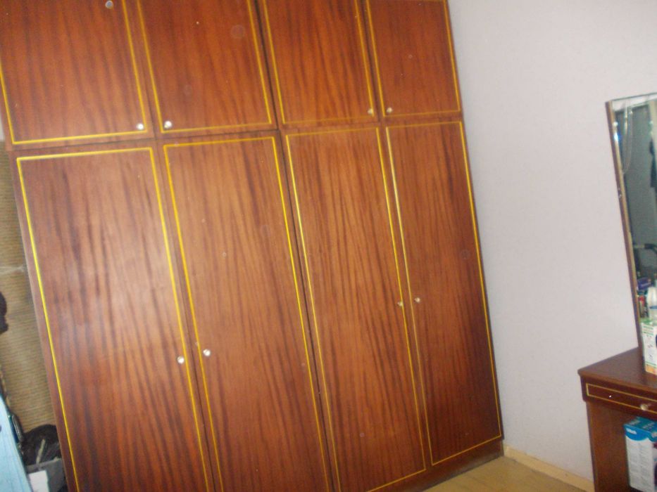 Навои шахар квартира сотилади 14-магазини . 2/2/5  куча А.Авлони.