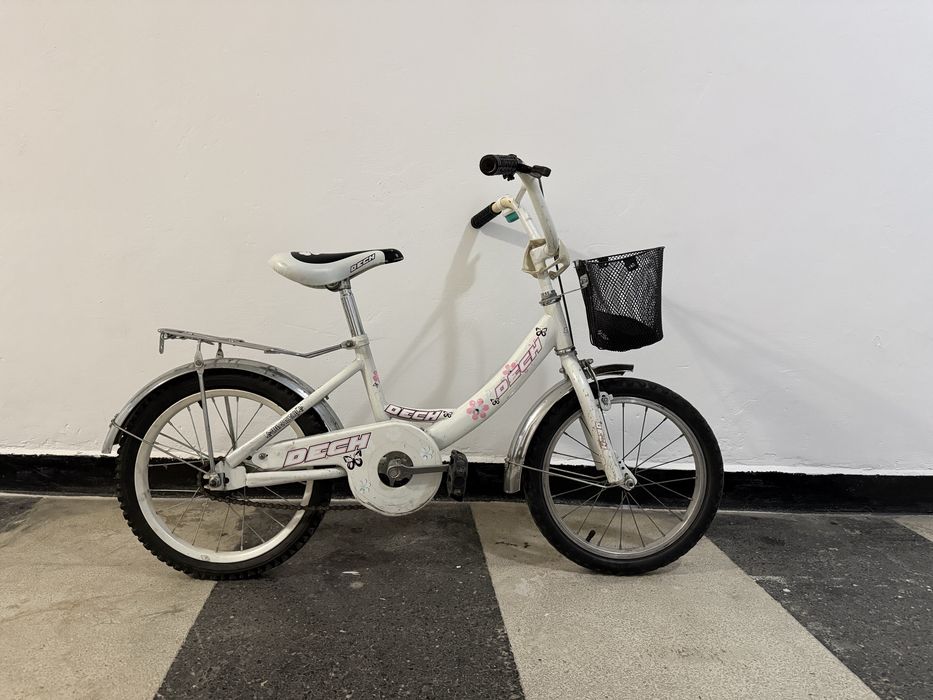 Детско колело , бяло, розово, червено