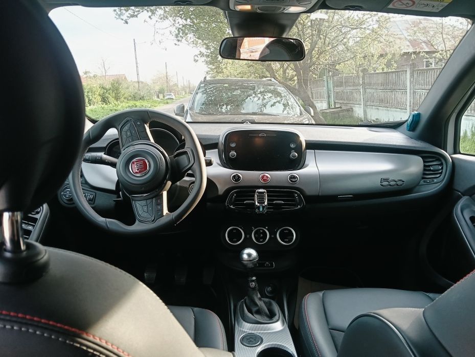 Vând fiat 500x sport