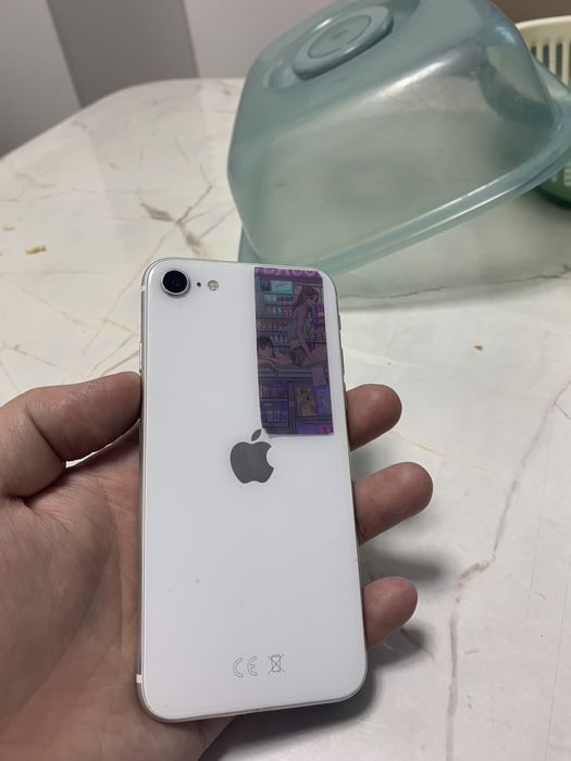 Айфон se 20тыс продам