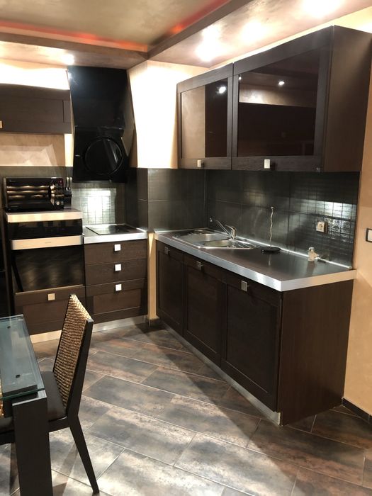 Дава се под наем Двустаен апартамент в Варна, Операта - 70 кв.м за 637.5 € - Снимка #1