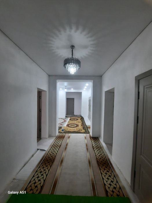 Жер үй сатылады.