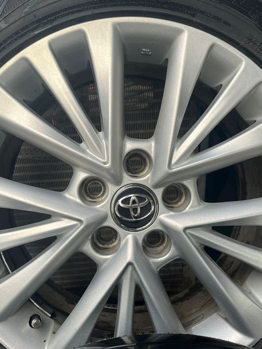 Диски на тайоту с шиной