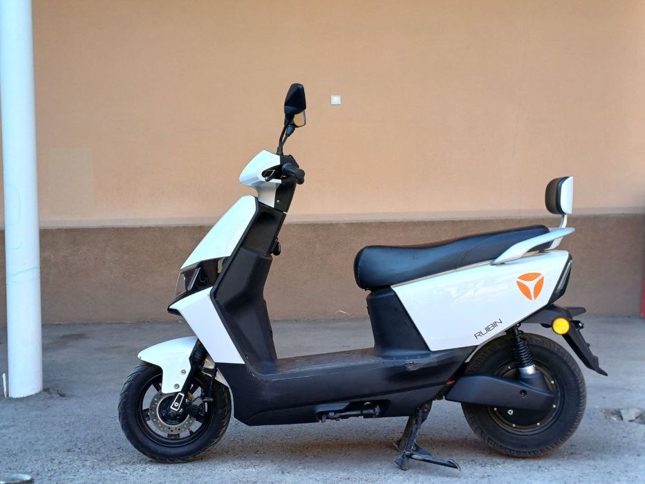 Yadea Ruibin skuter