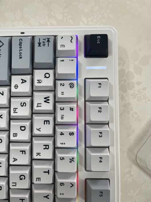 Aula f75. Новый