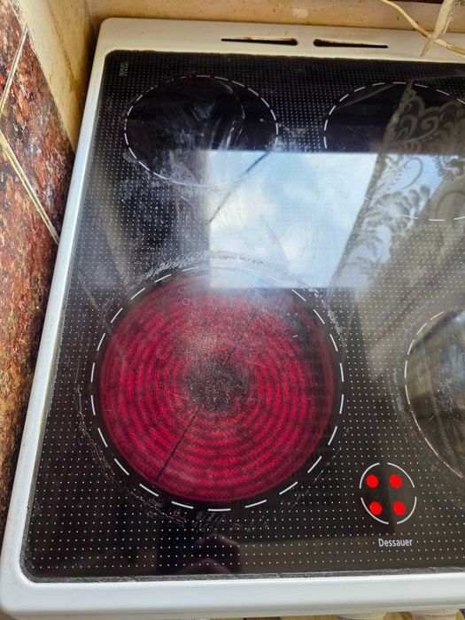 Печка с керамичен плот Dessauer