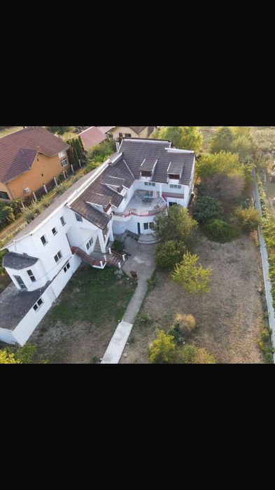 Vilă de vânzare la Turcinești