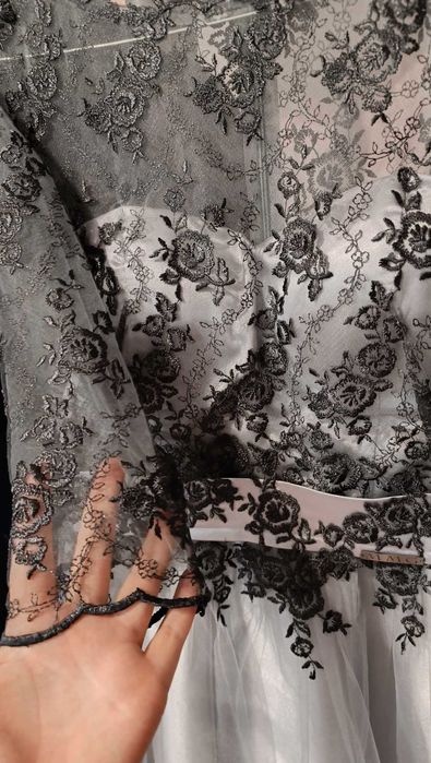 Официална дамска рокля