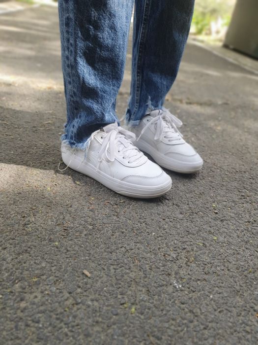 Pantofi puma purtati
