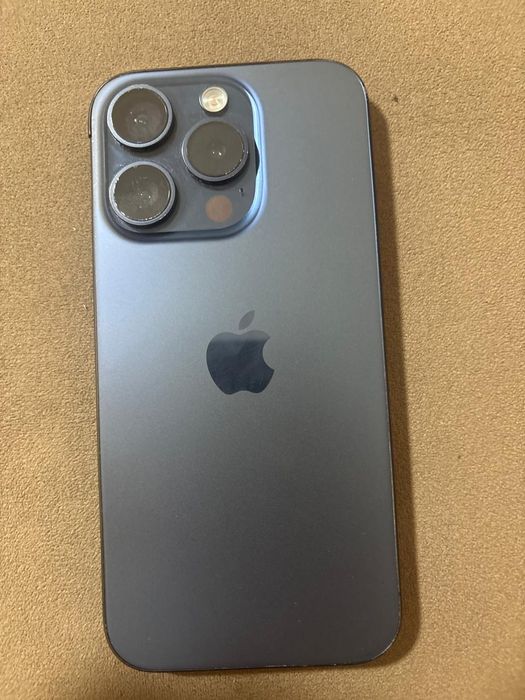 Продам айфон 15про 256гб