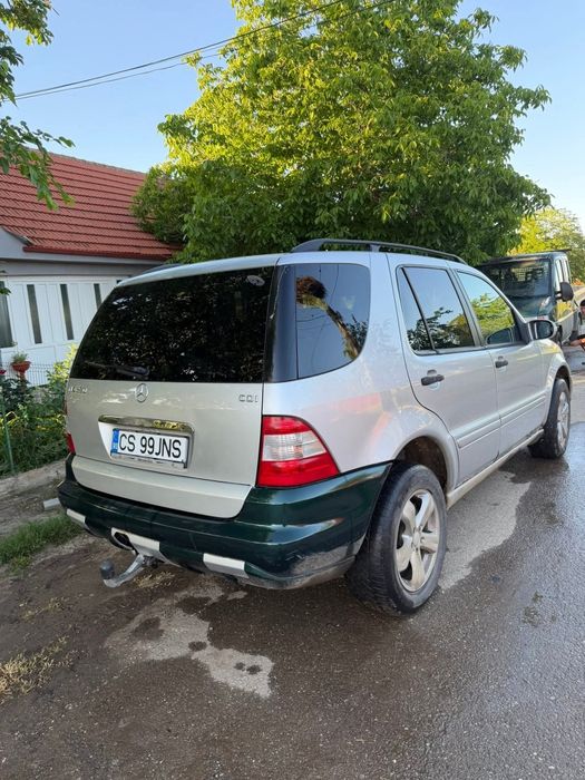 MERCEDES-BENZ ML-Class