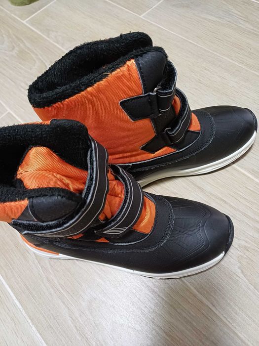 Топли зимни обувки