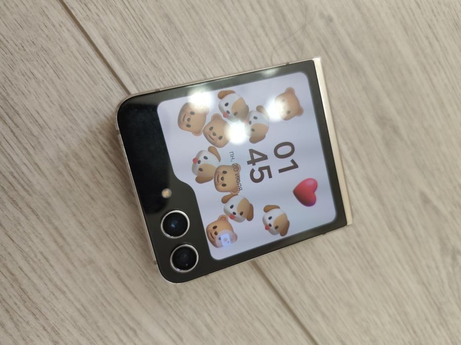 Samsung z flip 5