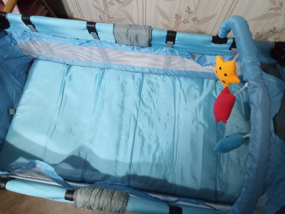 Детска сгъваема кошара на 2 нива