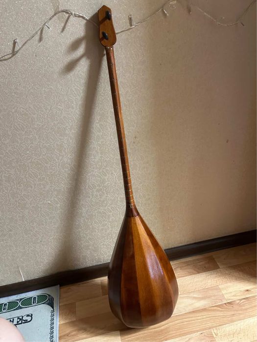 продам домбру.