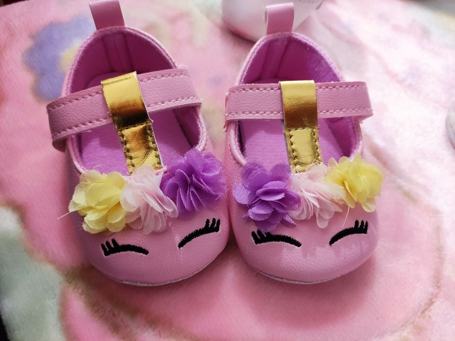 Бебешки буйки обувки сандали