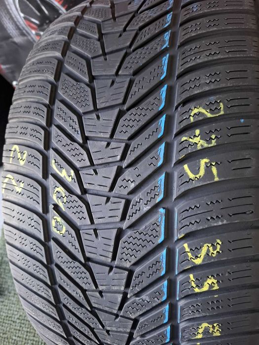275 35 22 hankook