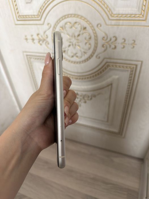 Продам Iphone 11 64гб