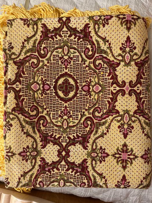 НОВА! Покривка за маса