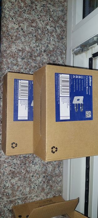 Suporti montare camere video pe stalpi - Pole Mount