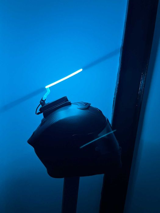 LED-uri decorative pentru cască moto, nefolosite, primite cadou