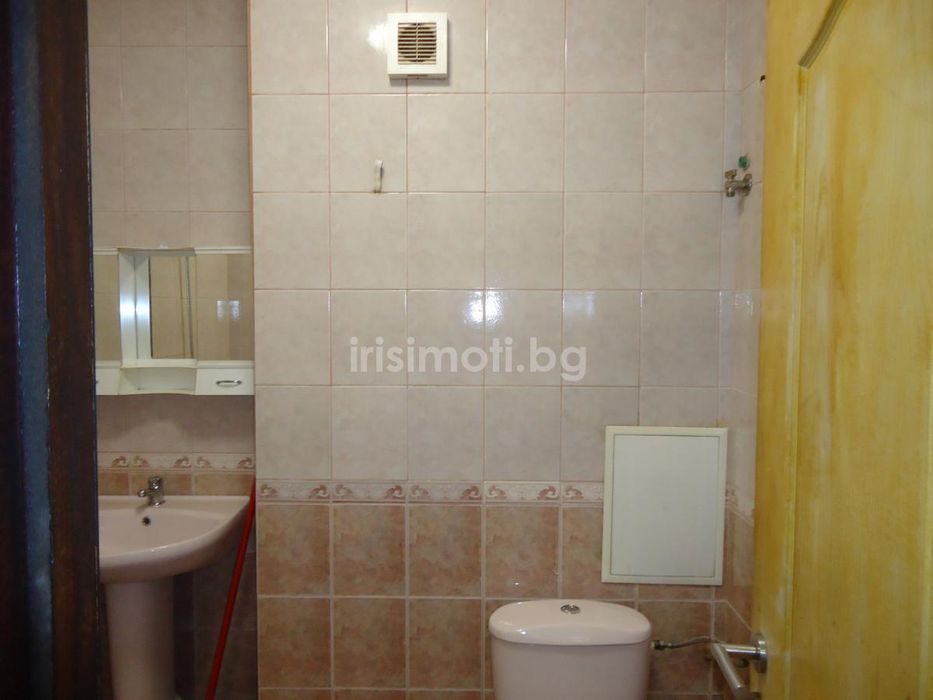 Дава се под наем Двустаен апартамент в София, Надежда 2 - 64 кв.м за 430 € - Снимка #11