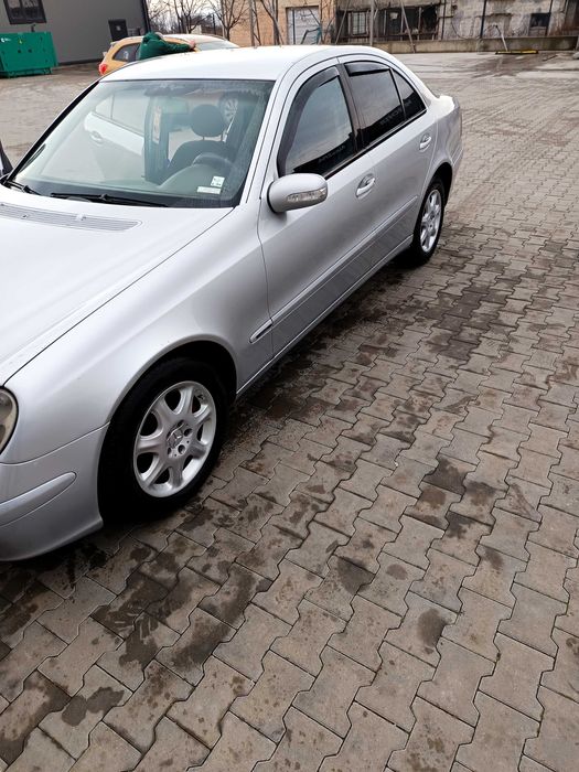 Mercedes E270cdi