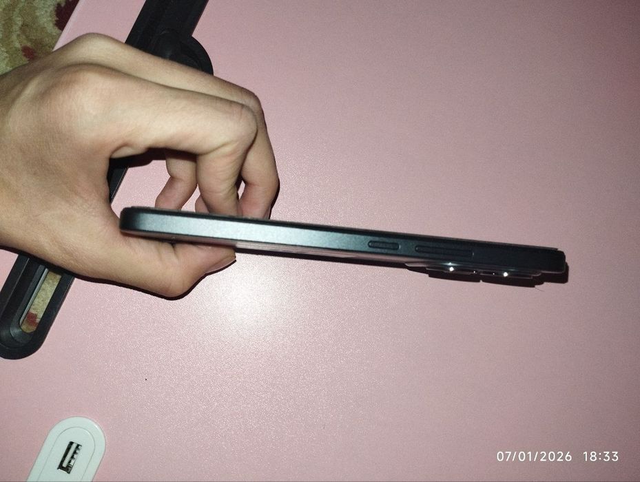 Redmi note 14 ideal zor telefon olinganiga  2 oy boldi