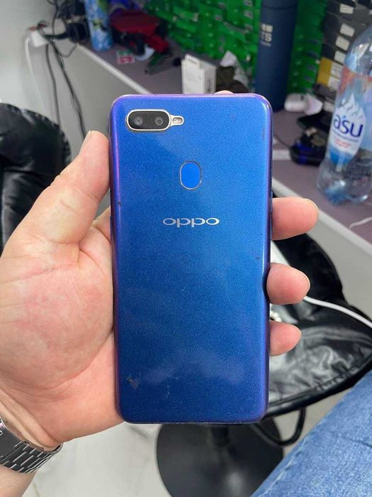 Продам Оппо А5s 32 гб
