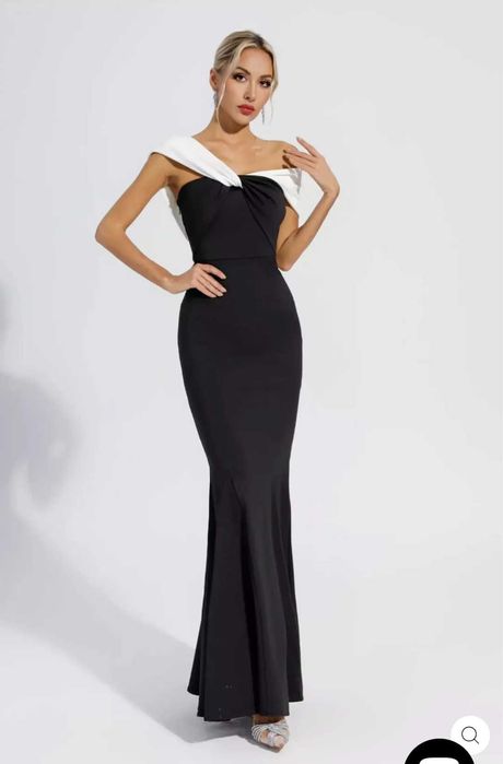 Бална , дълга рокля