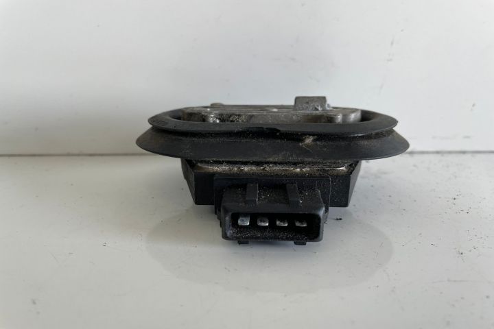 Comutator aprindere  Releu 8D0905351 Audi A4 B5 (facelift)