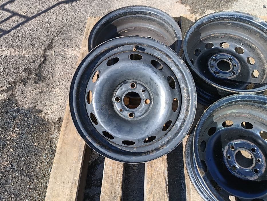 14 цола 4 х 98 мм ФИАТ/ Форд - 5,5 инча / ЕТ 35