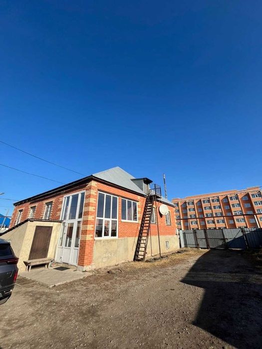 Продается дом 230 кв.м. 6 комнат