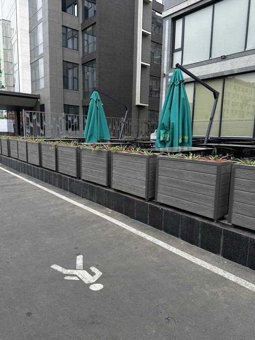 Кашпо для цветов из ДПК