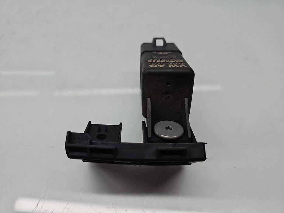 Releu Volkswagen Scirocco (137) [Fabr 2008-2017] 038907281D