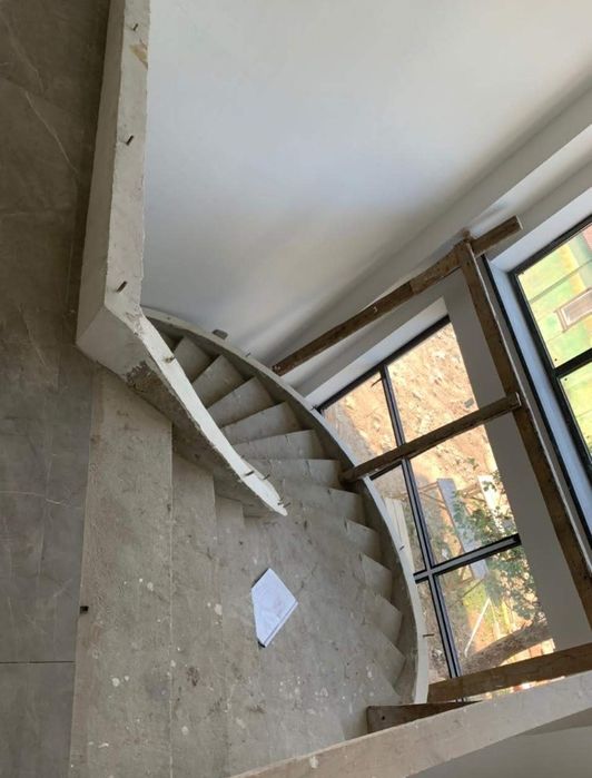 Бетонная лестница-от 200 000 тг