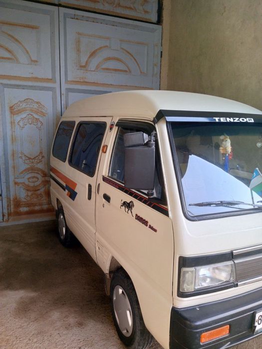 Damas moshinasi 2002 radnoy