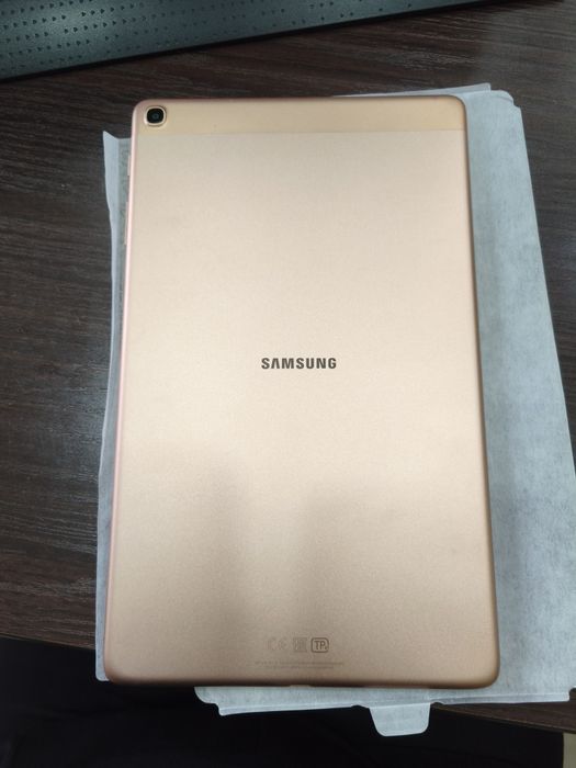 Планшет Samsung GALAXY TAB A 10.1 SM-T515