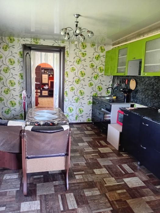 Продам дом тёплый.Город Шемонайха улица Лазо.