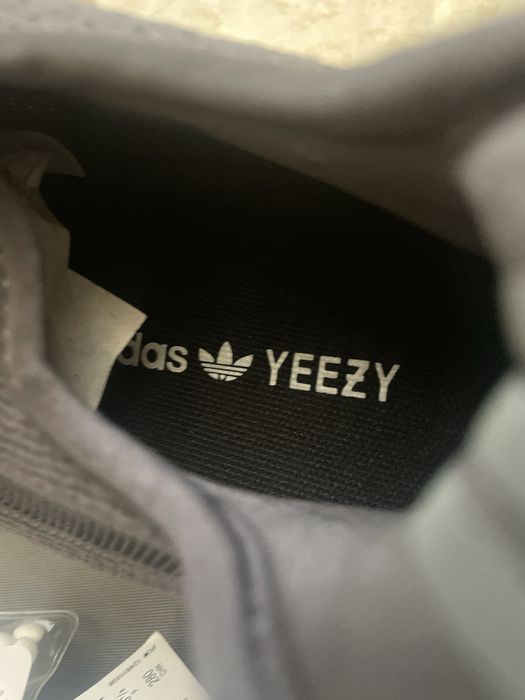 Yeezy 350 marimea 45 1/3
