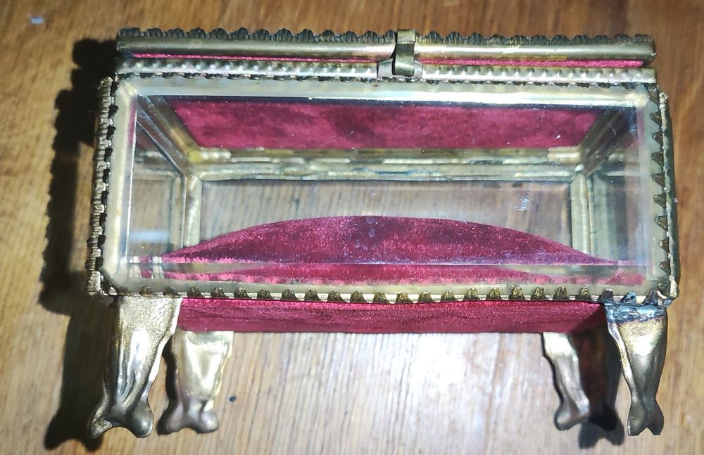 Шкатулка винтажная для бижутерии, книги, картины, ваза