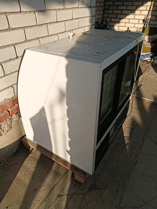 Продам холодильник