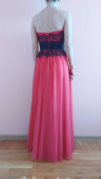 Нова официална рокля за абитуриентка или сватба