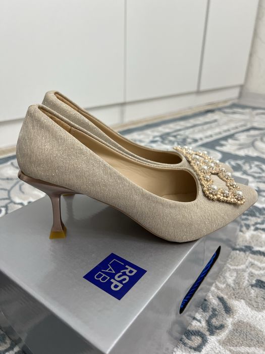 Новые Женские туфли