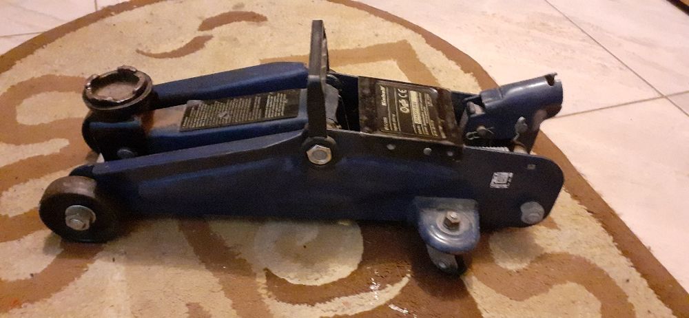 Cric auto profesiobal 2T