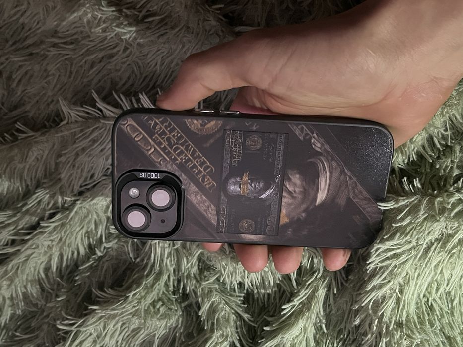 Продам Айфон 15